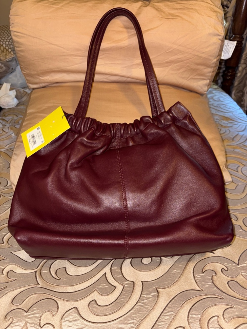 Marc Jacobs THE CRISTINA TOTE Dark Plum Leather NWY - Picture 3 of 10